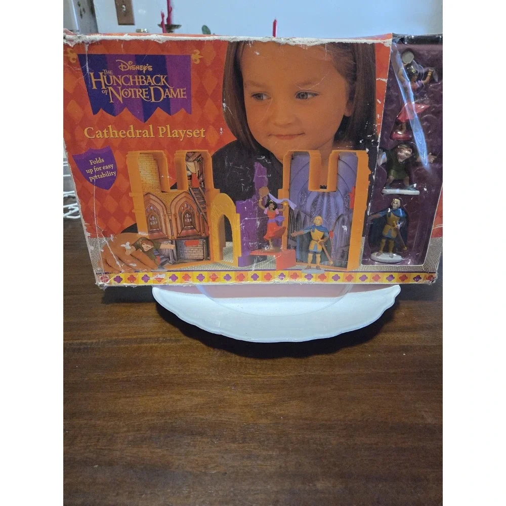 Vintage Mattel Disney Hunchback of Notre Dame Cathedral Playset 1995